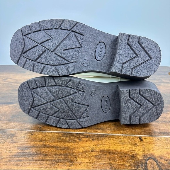 Totes waterproof faux fur lined winter boots Size 9 Cabincore Ivory quilted - Picture 9 of 12